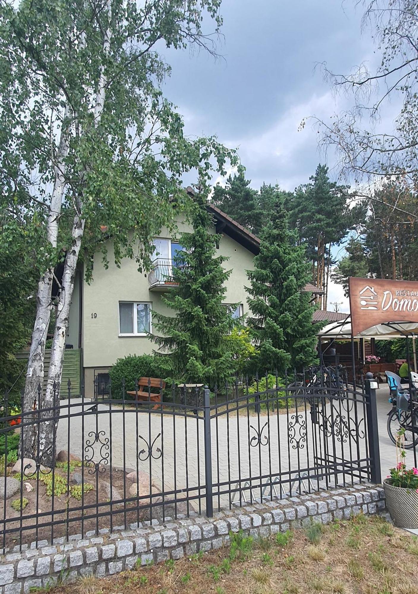 Domowa- Restauracja i Pokoje Wieleń Zaobrzanski Zewnętrze zdjęcie